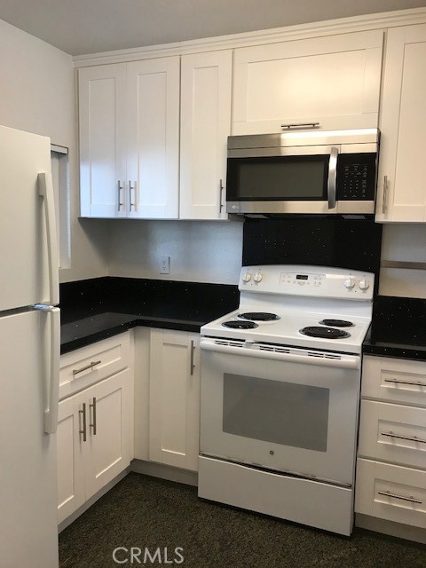 7405 Charmant Drive - photo 4