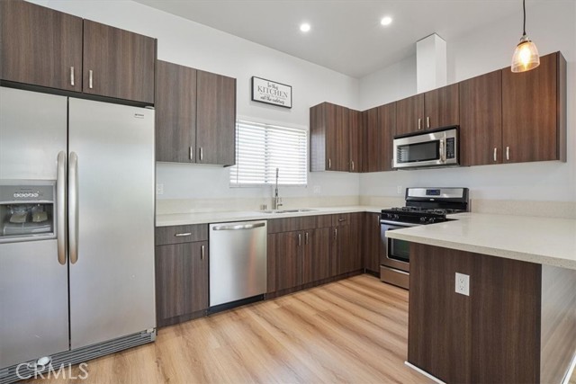 7820 Fulton Avenue, North Hollywood CA: https://media.crmls.org/medias/aed5084e-c994-4f95-8612-d870a31047e2.jpg