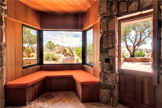 Detail Gallery Image 53 of 75 For 55290 Flying Tigers Rd, Pioneertown,  CA 92268 - 4 Beds | 3 Baths