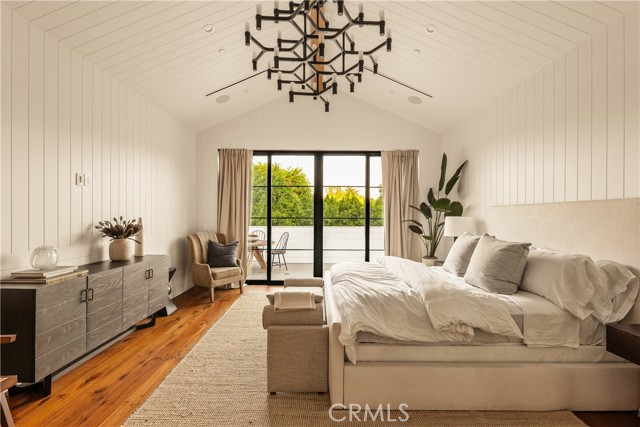Detail Gallery Image 26 of 41 For 4930 Edgerton Ave, Encino,  CA 91436 - 5 Beds | 5/1 Baths