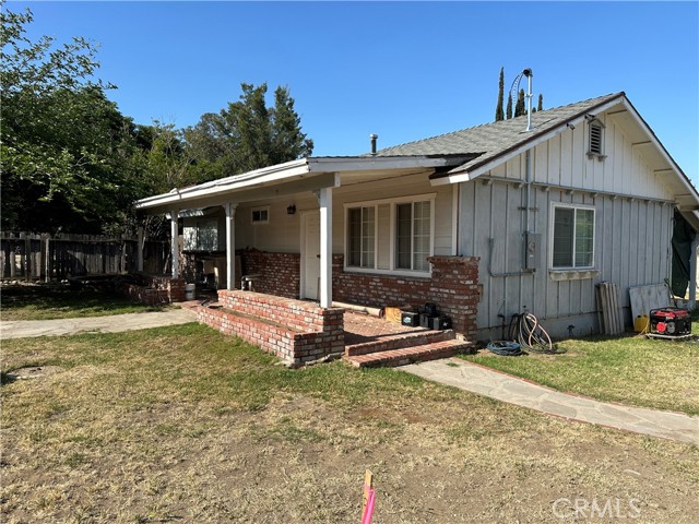 Detail Gallery Image 2 of 37 For 1361 Jasper Ave, Mentone,  CA 92359 - 5 Beds | 3 Baths