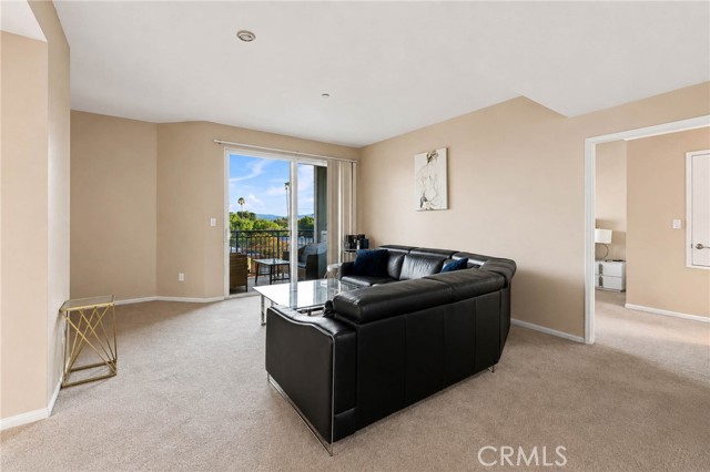 2 Bed Home for Sale in Van Nuys, California