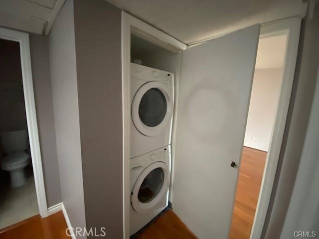 Detail Gallery Image 19 of 22 For 5144 Zelzah #3,  Encino,  CA 91316 - 2 Beds | 2/1 Baths