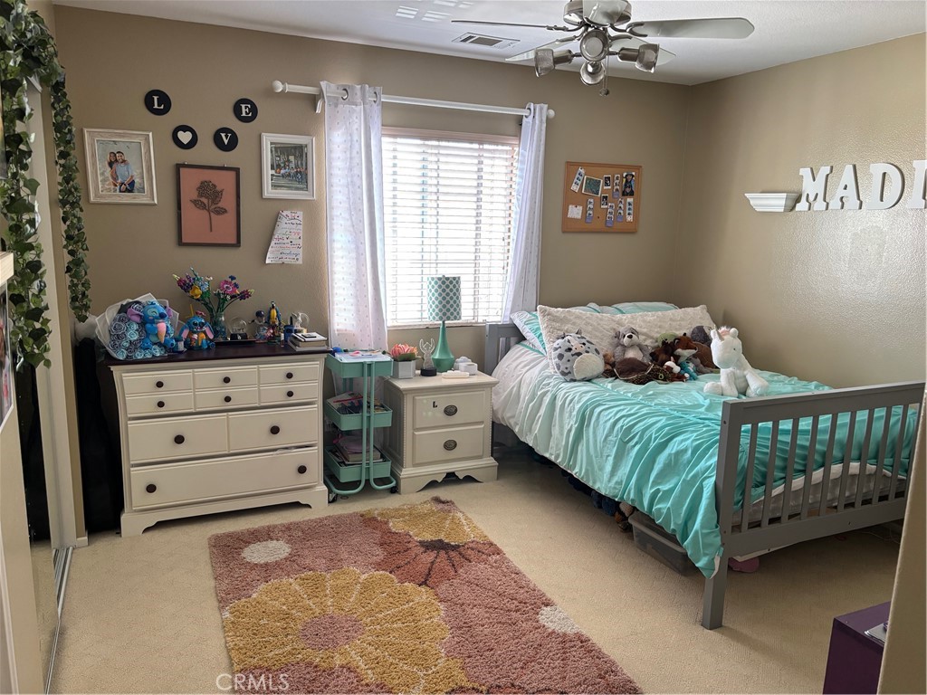 https://media.crmls.org/medias/aed715d2-2140-4461-89fe-c8b16918af05.jpg?preset=X-Large