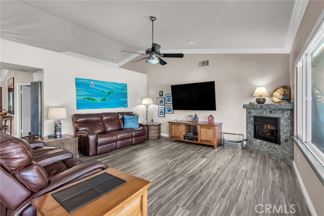 Detail Gallery Image 7 of 52 For 6712 Mission Grove Pkwy, Riverside,  CA 92506 - 5 Beds | 3 Baths