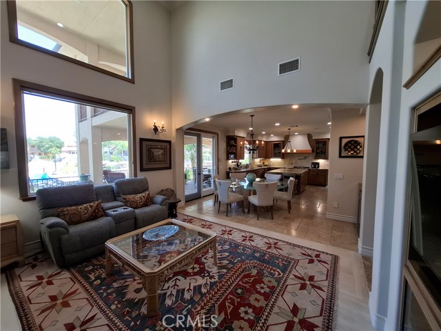 30295 Little Harbor Drive, Canyon Lake CA: https://media.crmls.org/medias/aed7da1d-7018-4d59-9c1e-63fa0f9b12c3.jpg