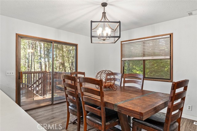 Detail Gallery Image 10 of 52 For 14177 Racine Cir, Magalia,  CA 95954 - 4 Beds | 3 Baths