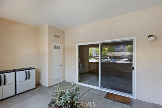 31387 Taylor Lane, Temecula CA: https://media.crmls.org/medias/aed8ca23-26e7-4e39-8b9f-75e58c819356.jpg