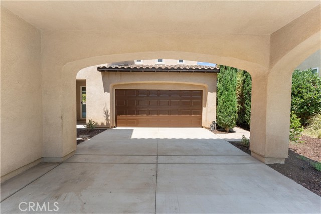 Detail Gallery Image 7 of 75 For 25210 Noble Canyon St, Corona,  CA 92883 - 5 Beds | 4 Baths