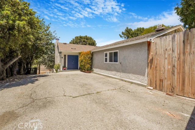 22960 Crespi Street, Woodland Hills CA: https://media.crmls.org/medias/aed9b882-77f5-407b-a2f2-ccd81a966065.jpg