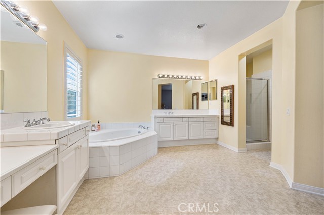 Detail Gallery Image 36 of 54 For 29126 Starwood Pl, Saugus,  CA 91390 - 4 Beds | 3/1 Baths