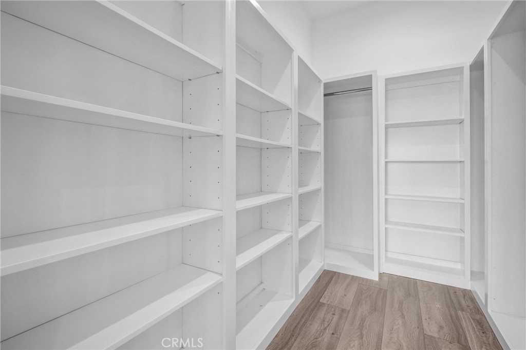 https://media.crmls.org/medias/aedba24d-0c08-40dc-a4da-86e8dd2f751e.jpg?preset=X-Large