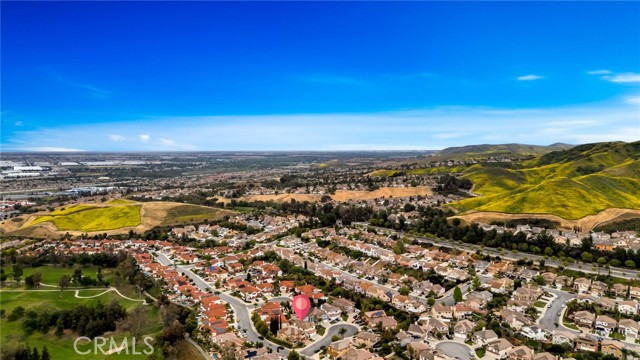 16139 Crooked Creek Court, Chino Hills CA: https://media.crmls.org/medias/aedc599d-fcd2-40bf-98d2-134e44275b31.jpg
