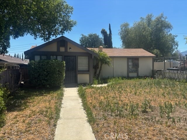 Detail Gallery Image 1 of 1 For 1006 Beverly Rd, Corona,  CA 92879 - 1 Beds | 1 Baths