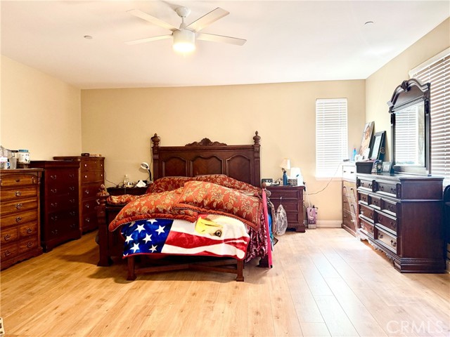 5721 Velvet Oak Court photo 23
