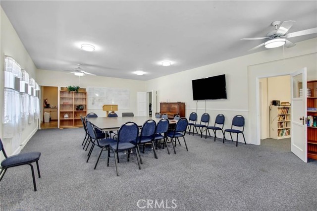 Image 36 of 46 For 724 Glenoaks Boulevard