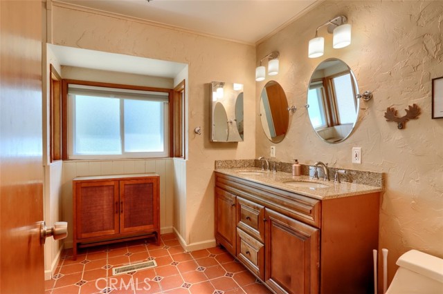 5621 Ponderosa Court, Mariposa CA: https://media.crmls.org/medias/aedd06a0-8bd5-4517-a9e9-8ce150f4acd3.jpg