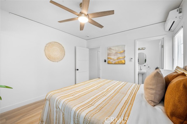 292 Covina Avenue, Long Beach CA: https://media.crmls.org/medias/aeddafaf-05d9-45b4-8475-4d2cf236e7ff.jpg