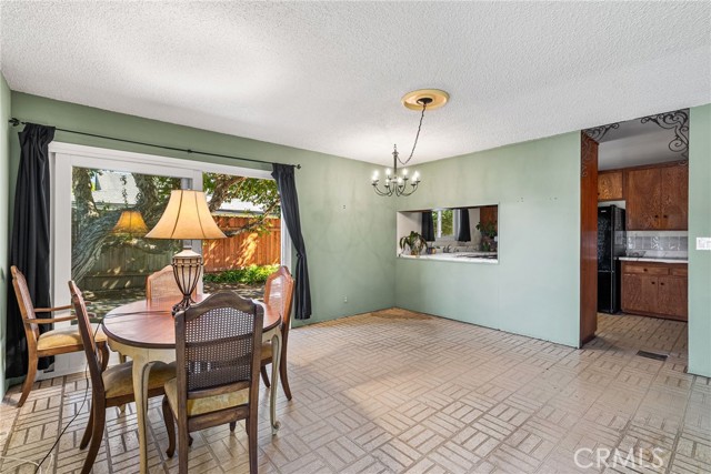 Detail Gallery Image 7 of 25 For 300 Alva, Costa Mesa,  CA 92627 - 3 Beds | 2 Baths