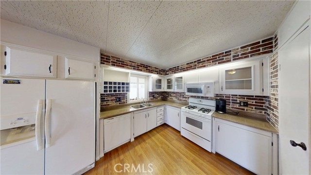 Detail Gallery Image 10 of 21 For 10320 Calimesa Bld #248,  Calimesa,  CA 92320 - 2 Beds | 2 Baths