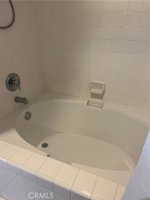 Detail Gallery Image 10 of 12 For 40614 Calle Galacia, Murrieta,  CA 92562 - 2 Beds | 2 Baths