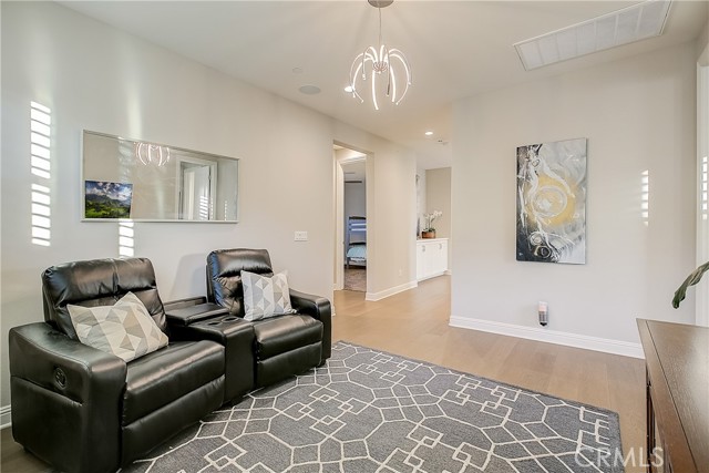 Aee12d6a 4ad8 4951 A229 43f108f379b5