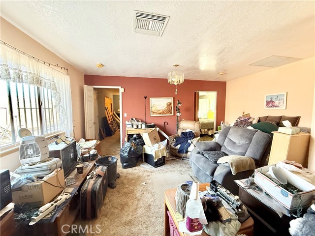 Detail Gallery Image 9 of 33 For 82489 3rd St, Trona,  CA 93562 - 6 Beds | 3 Baths