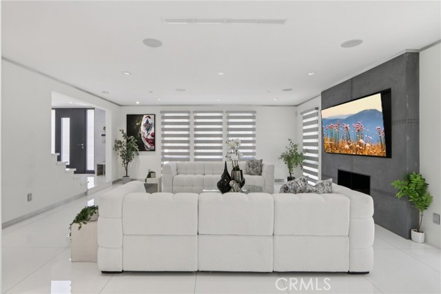 Detail Gallery Image 11 of 73 For 23670 Park Andorra, Calabasas,  CA 91302 - 4 Beds | 4/1 Baths