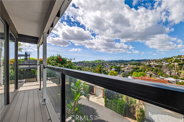 Detail Gallery Image 11 of 38 For 182 Palatine Dr, Alhambra,  CA 91801 - 4 Beds | 3 Baths