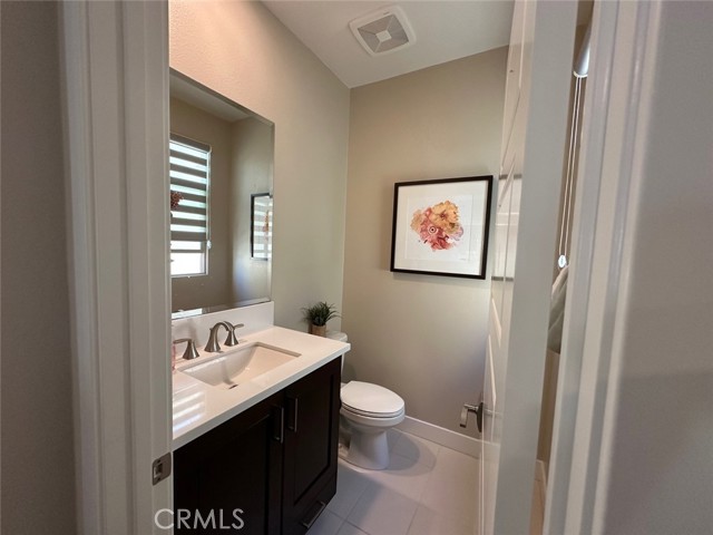 195 Stellar, Irvine CA: https://media.crmls.org/medias/aee45358-b0fa-4b69-bb6f-caebcc61bc4f.jpg