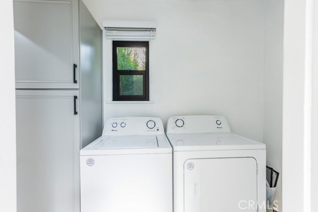 Detail Gallery Image 18 of 43 For 128 S Harper, Los Angeles,  CA 90048 - 3 Beds | 2 Baths