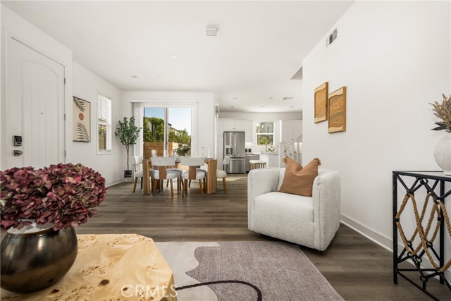 Detail Gallery Image 7 of 36 For 233 Denali, Lake Forest,  CA 92630 - 4 Beds | 3 Baths