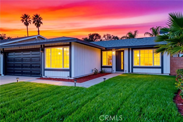 Front Image Thumbnail for CRWS25277701