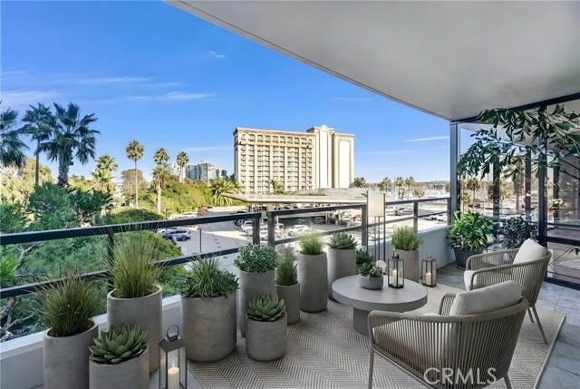 Detail Gallery Image 29 of 59 For 4337 Marina City Dr #149,  Marina Del Rey,  CA 90292 - 3 Beds | 2 Baths