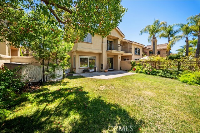 215 Encantado, Rancho Santa Margarita CA: https://media.crmls.org/medias/aee51675-4cdf-4354-b355-43d2391e970b.jpg