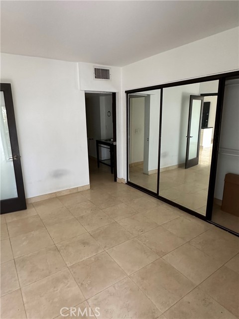 Detail Gallery Image 10 of 13 For 3949 Los Feliz Bld #302,  Los Angeles,  CA 90027 - 1 Beds | 1 Baths