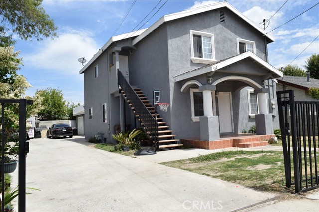 Detail Gallery Image 1 of 7 For 111 E Cedar St, Compton,  CA 90220 - – Beds | – Baths