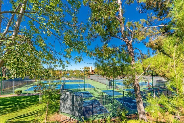Detail Gallery Image 39 of 47 For 21532 Camino Papal, Lake Forest,  CA 92630 - 5 Beds | 3/1 Baths
