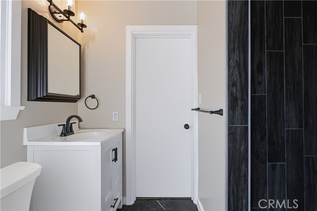 11619 Tarron Avenue photo 16