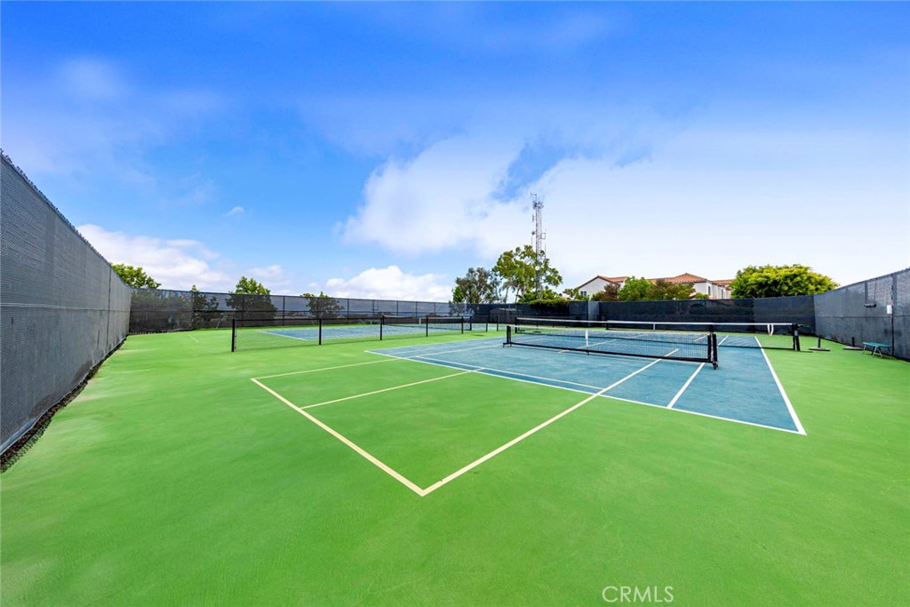 MLS #OC25226847 image #44