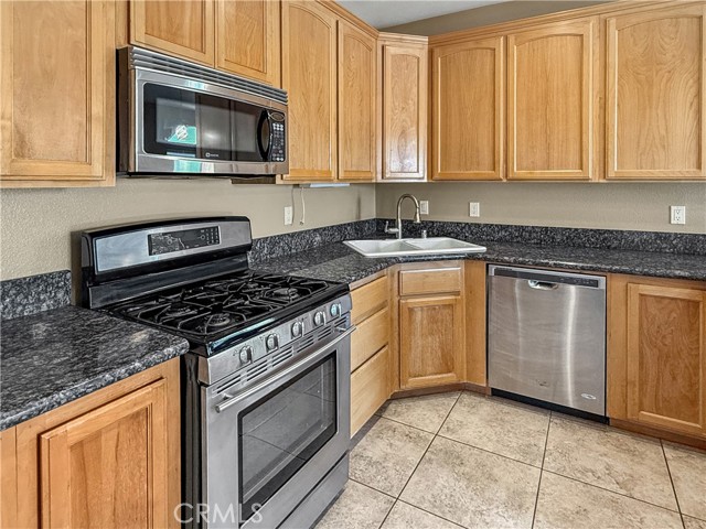 57466 Buena Suerte Road, Yucca Valley CA: https://media.crmls.org/medias/aee71abb-4ef4-49b1-b0e2-2f485884a2d6.jpg