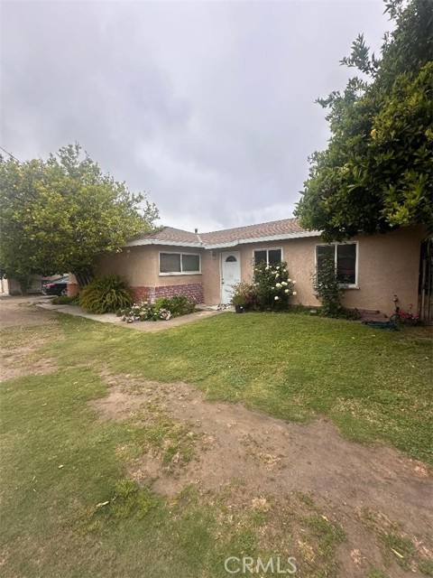 4574 La Madera Avenue, El Monte CA: https://media.crmls.org/medias/aee7aa3a-1395-4bf2-bcce-ad57e6582e4e.jpg