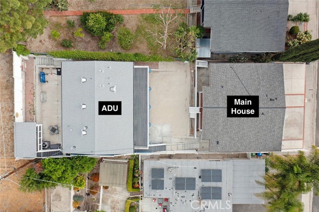 5254 Don Pio Drive, Woodland Hills CA: https://media.crmls.org/medias/aee7c24e-bede-4a7b-8800-916db5f3b7d2.jpg