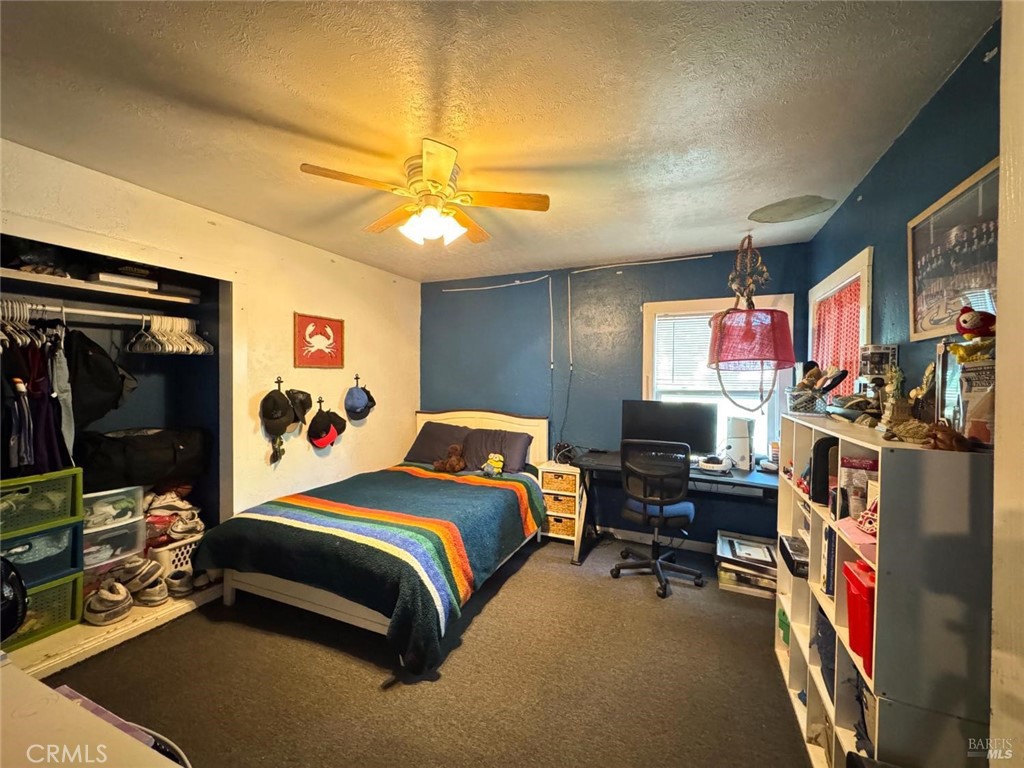 https://media.crmls.org/medias/aee7fe52-43fa-4945-8267-25e99b06fe62.jpg?preset=X-Large