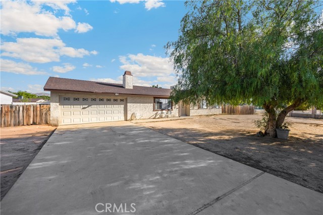 Detail Gallery Image 4 of 28 For 11865 Pecos Rd, Apple Valley,  CA 92308 - 3 Beds | 2 Baths