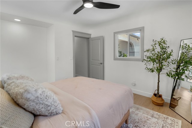314 N Jackson Street, Santa Ana CA: https://media.crmls.org/medias/aee8b5ce-54d7-40c5-ac28-d345b9017ba5.jpg