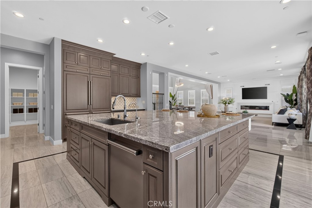 MLS #OC26141016 image #20