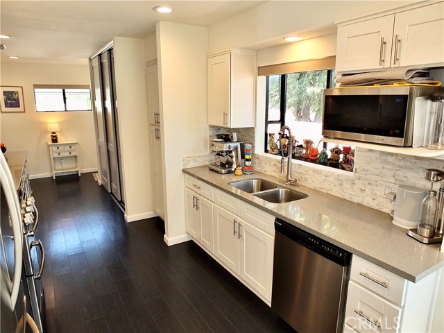 Detail Gallery Image 27 of 68 For 2791 Magnolia Ave, Long Beach,  CA 90806 - 3 Beds | 2 Baths