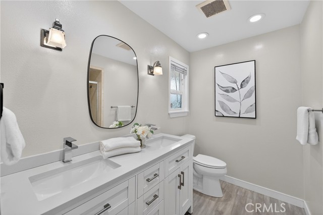 Detail Gallery Image 33 of 59 For 2225 E Grove Ave, Orange,  CA 92867 - 4 Beds | 3 Baths