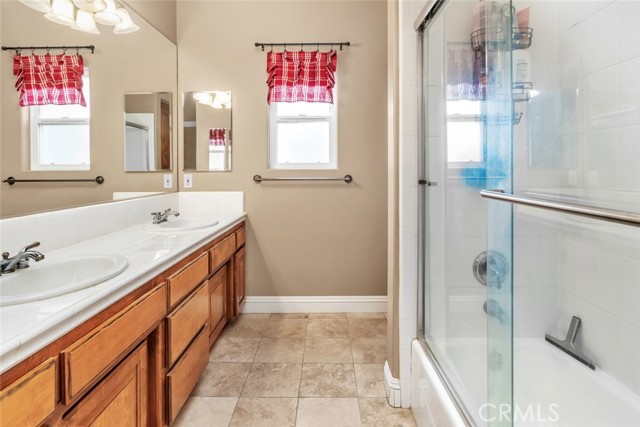 Detail Gallery Image 57 of 65 For 1507 Cromerton, Bakersfield,  CA 93311 - 5 Beds | 2/1 Baths